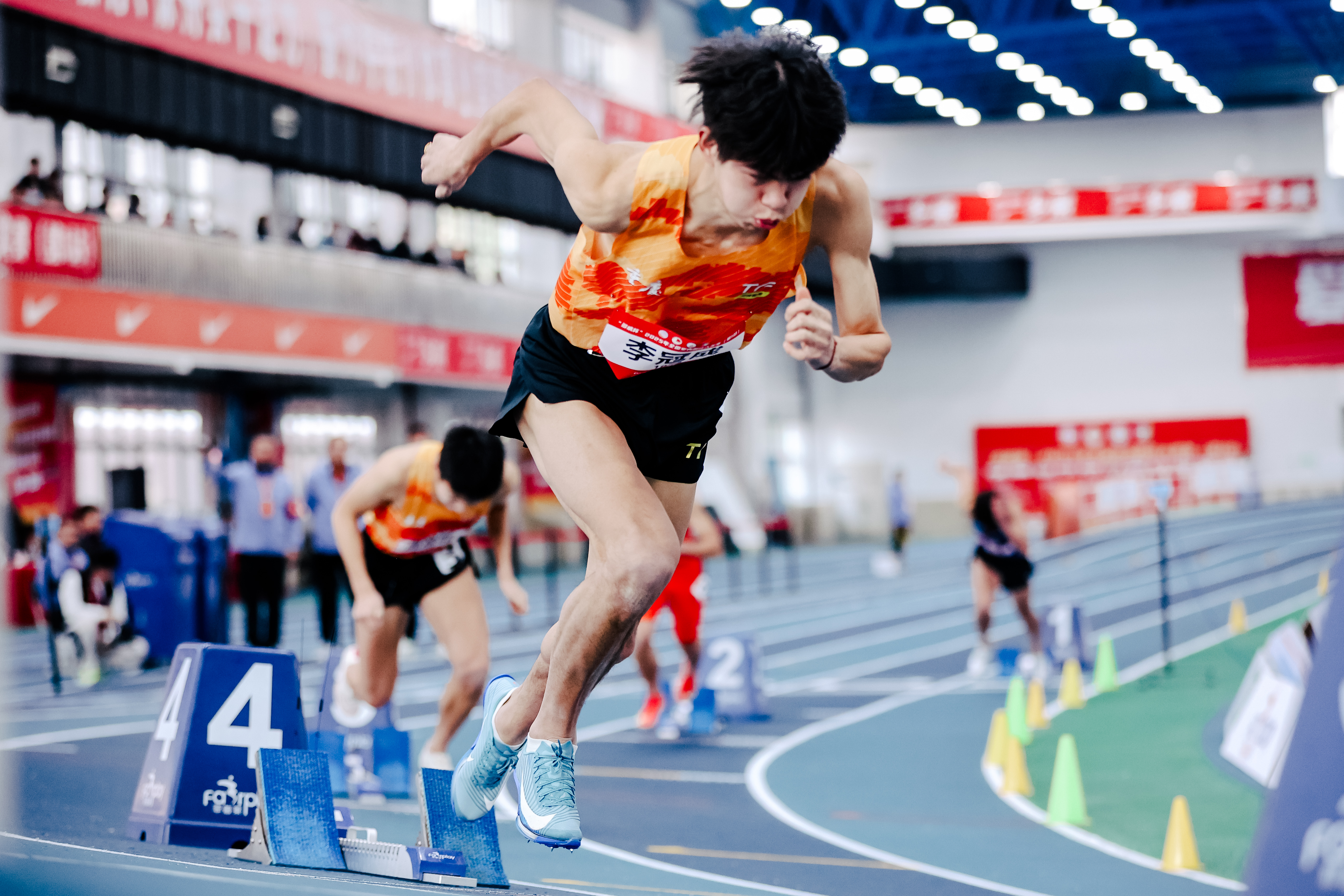 田径2.jpg 田径2.jpg