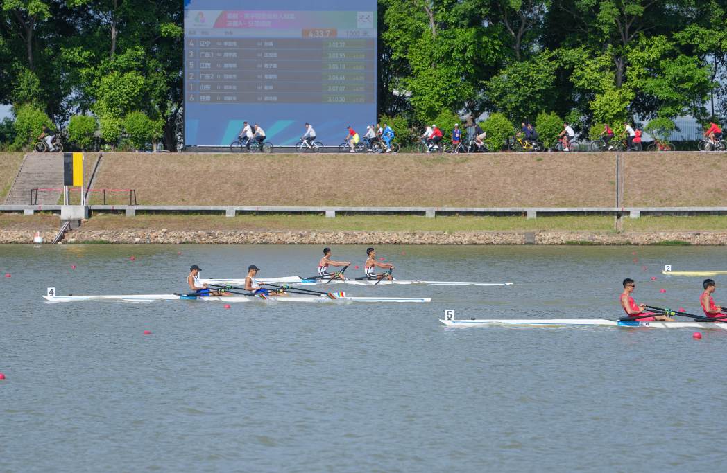 1124-赛艇1.png 1124-赛艇1.png