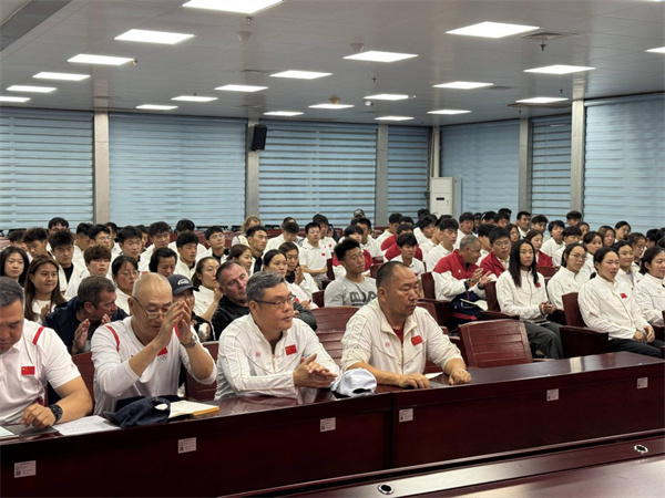 皮划艇1.jpg 皮划艇1.jpg