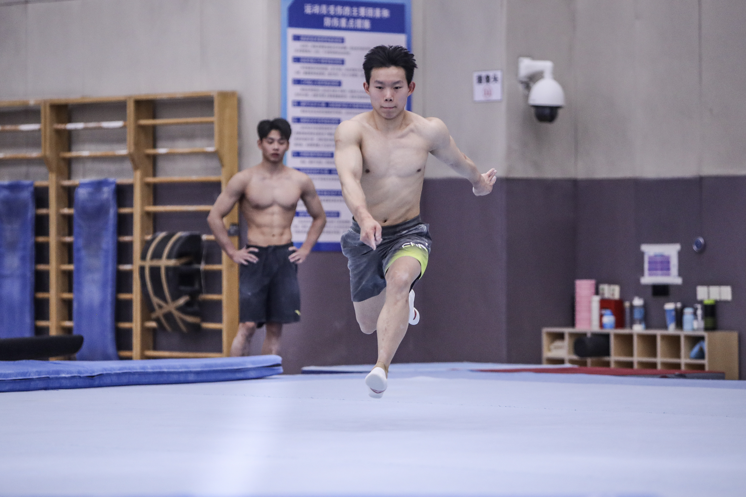 4d83b6bb7fe65c3c2bd780fb633bc12b.jpg 4d83b6bb7fe65c3c2bd780fb633bc12b.jpg