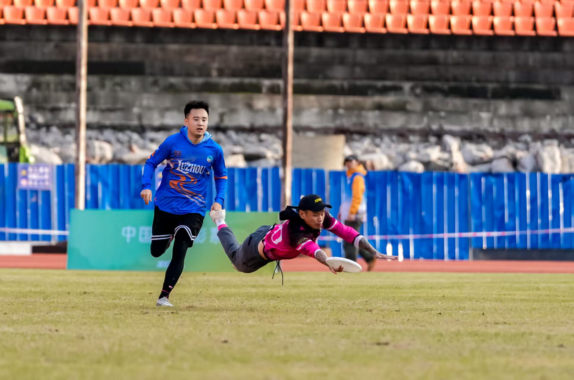 微信图片_20251116175608.jpg 微信图片_20251116175608.jpg