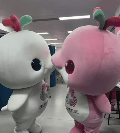 贴贴.gif 贴贴.gif