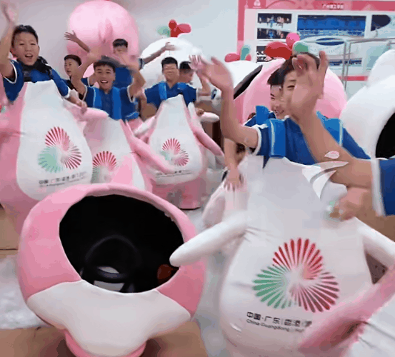 武校小孩哥2.gif 武校小孩哥2.gif