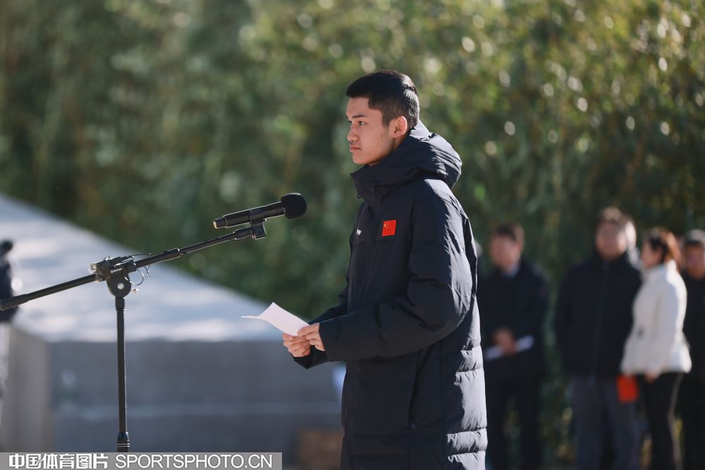 W_4468470_24120513_l.jpg W_4468470_24120513_l.jpg