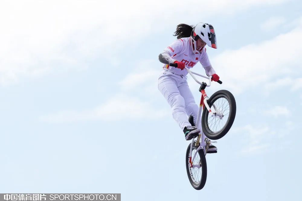 1206-小轮车1.jpg 1206-小轮车1.jpg